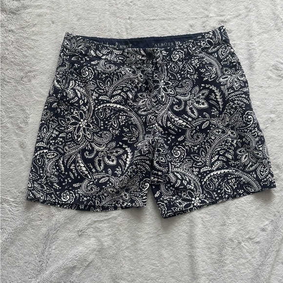 Talbots Blue and White Paisley Shorts Size 10 - Picture 1 of 11
